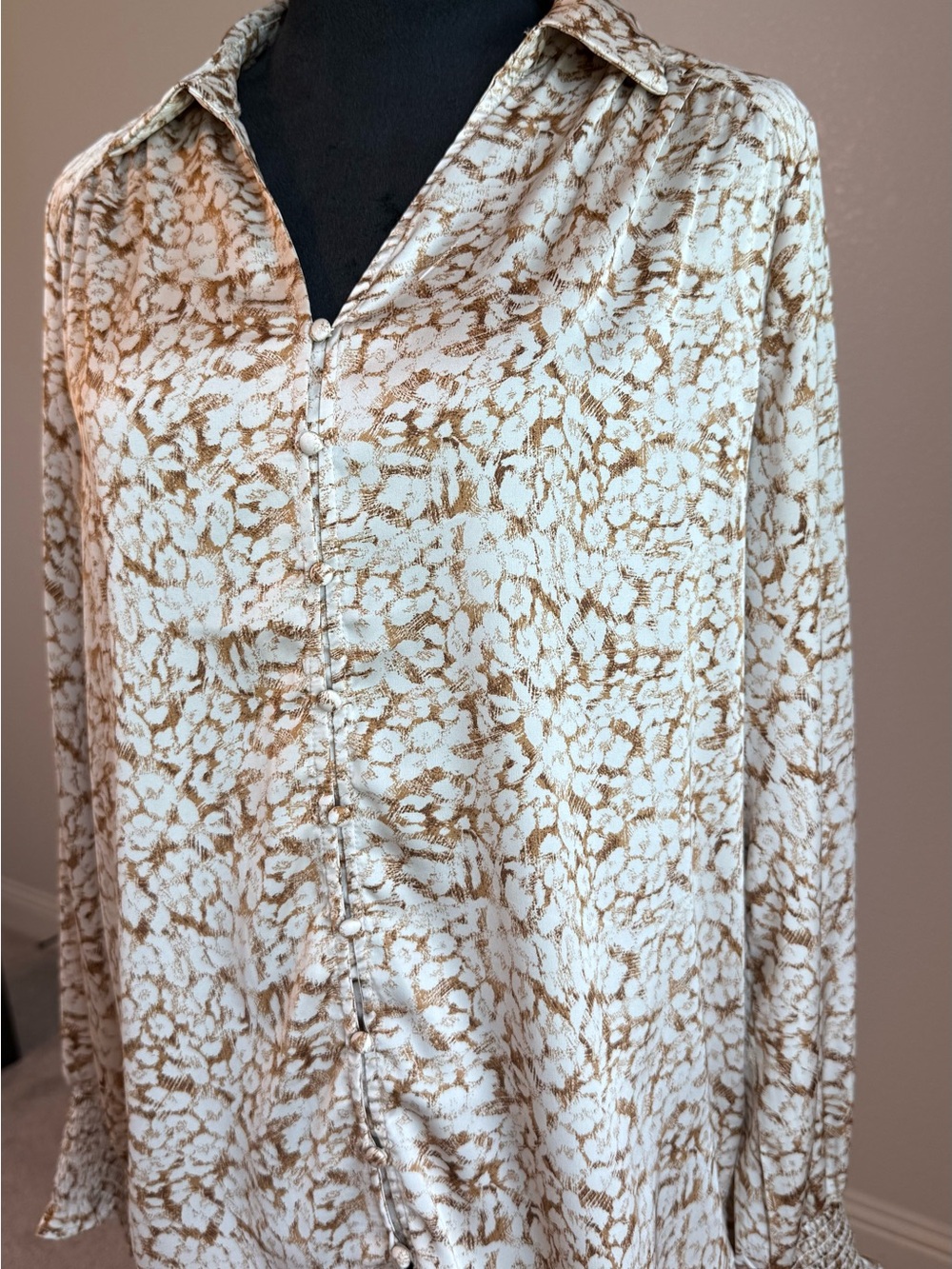 Rachel Zoe Cream Blouse with Tan Abstract Print